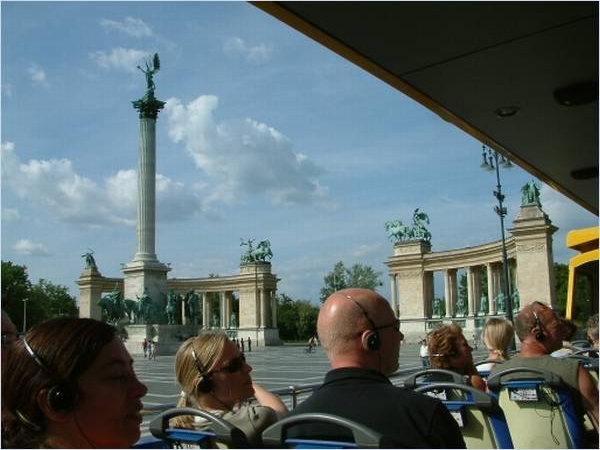 Rundfahrt im Cabrio-Bus