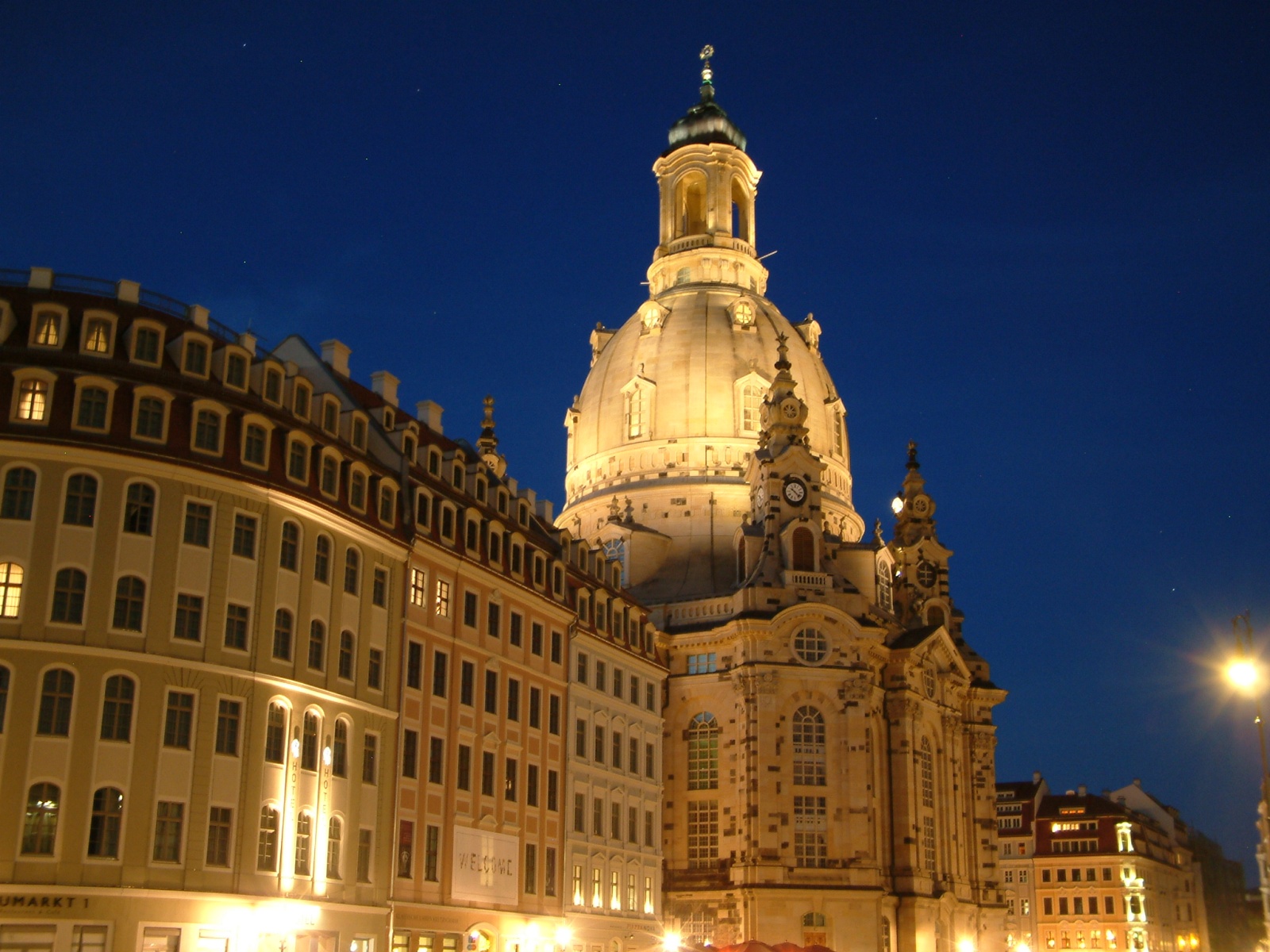Frauenkirche bei Nacht