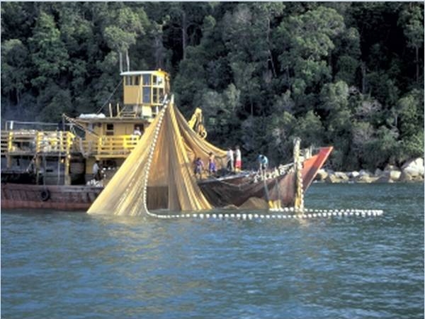 Fischerboot vor Pulau Pangkor