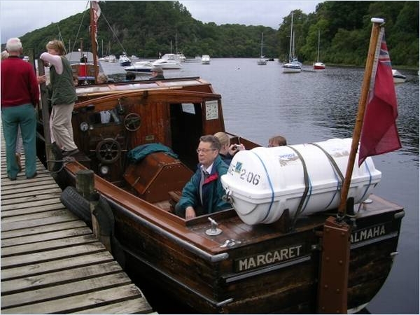 Postboot in Balmaha