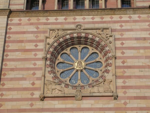 Dom Detail 2