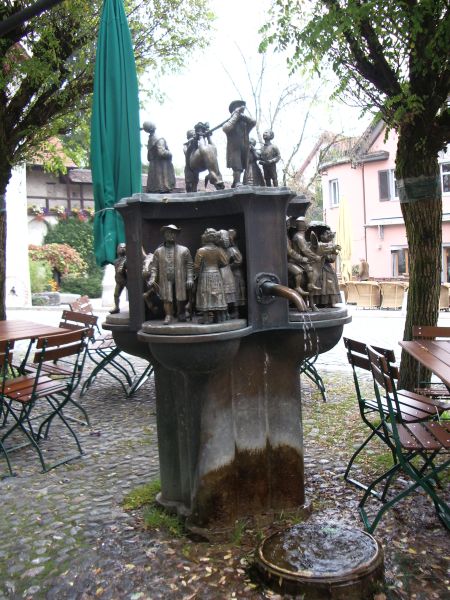 Brunnen